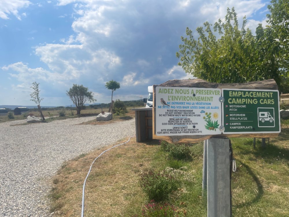 Aire camping-car  Malataverne (26780) - Photo 1